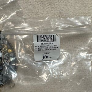 Old World Style Pendant Set 3 pieces